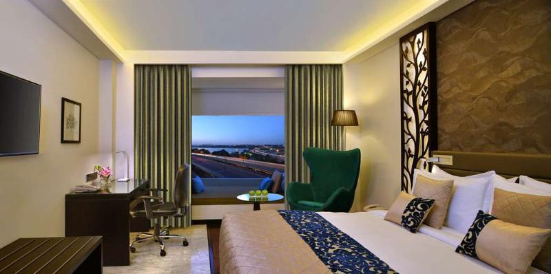 Home2 Suites By Hilton Indianapolis Airport Екстер'єр фото