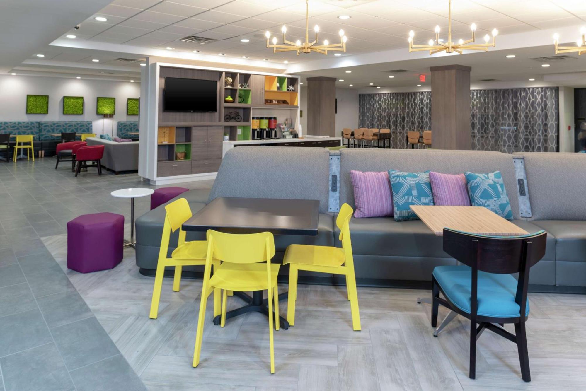 Home2 Suites By Hilton Indianapolis Airport Екстер'єр фото