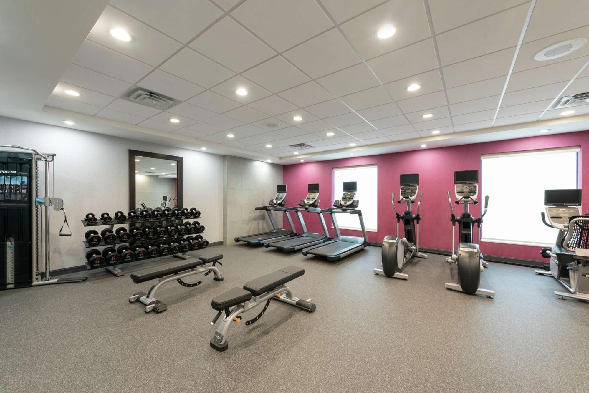 Home2 Suites By Hilton Indianapolis Airport Екстер'єр фото