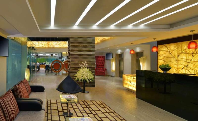Home2 Suites By Hilton Indianapolis Airport Екстер'єр фото